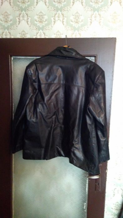 Продавам Кожено яке