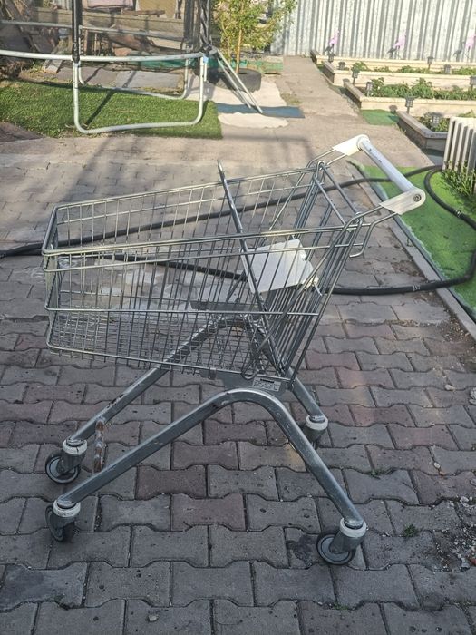 Тележка покупательская
