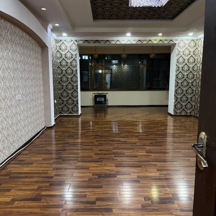 Сдается 2 комнатная квартира в центре города