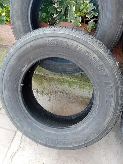 Vind jante Suzuki R15 AEZ si 4 cauciucuri Bridgestone