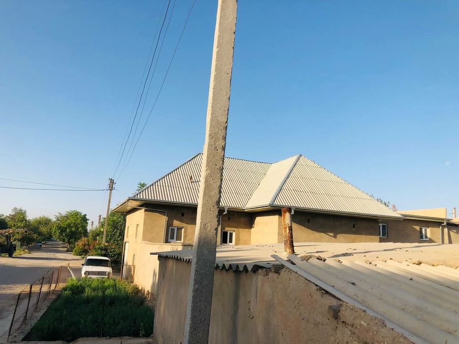 Uy sotiladi markazda