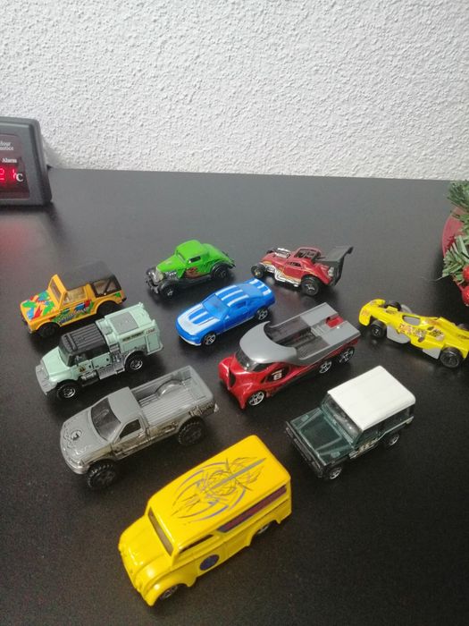 Mașinuțe de fier 50 de lei