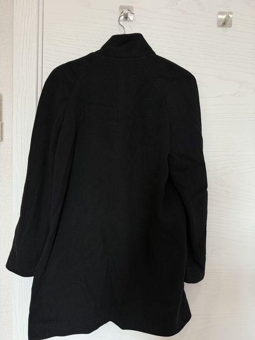 Пальто и коженая куртка