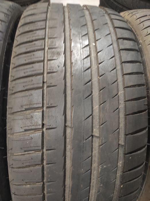 255/40/20 Michelin