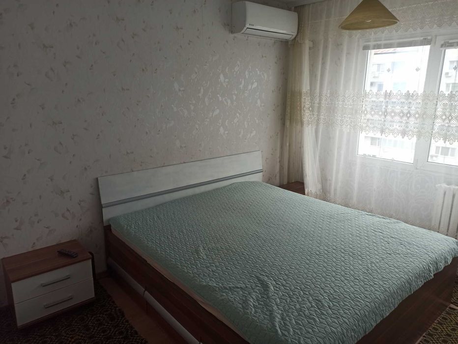 Дава се под наем Двустаен апартамент в Бургас, Зорница - 60 кв.м за 357 € - Снимка #2