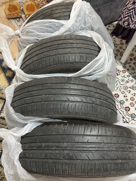 Продам Шины 205/65/16 Dunlop