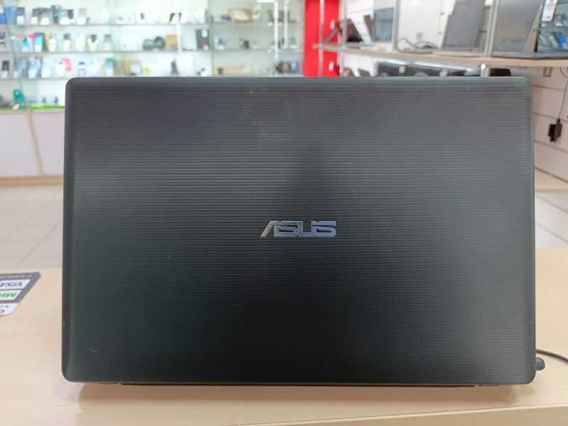 Ноутбук ASUS / Celeron 1007U / GeForce 710M / SSD 120 ГБ