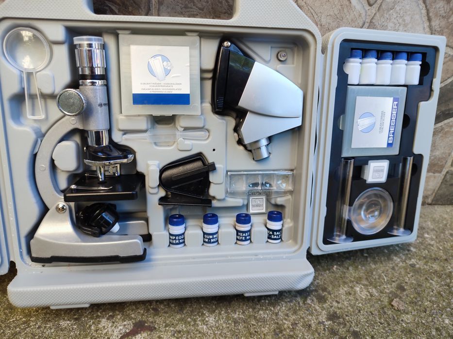 Trusă microscop Bresser