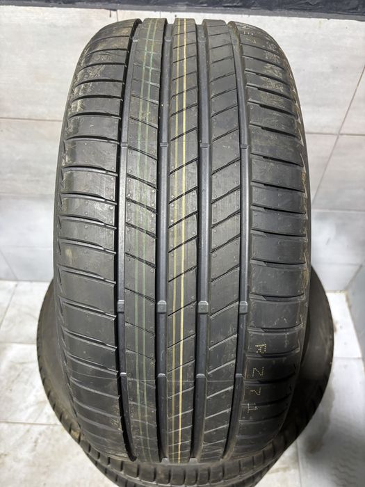 Anvelope Noi de vara Bridgestone 245 40 R19