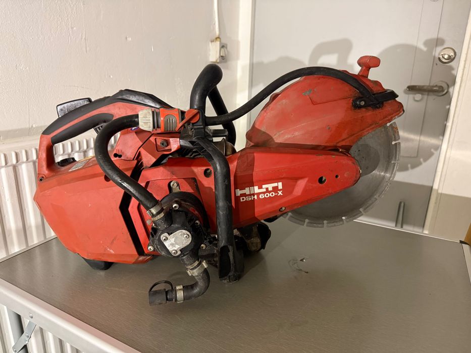 Drujbă de Tăiat în Beton HILTI