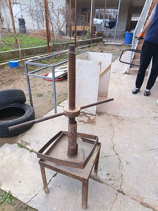 Пресс для вино пресс ручной