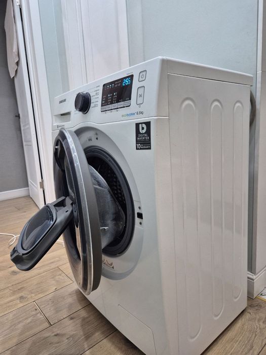 Стиральная машинка Samsung