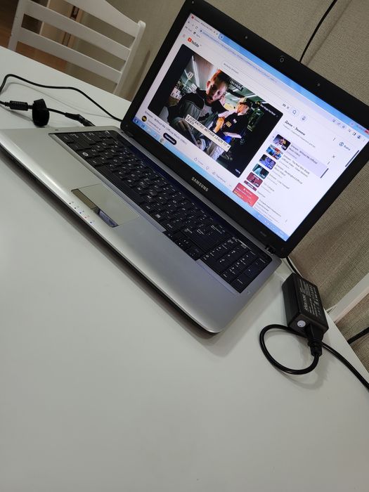 Ноутбук Samsung RV508