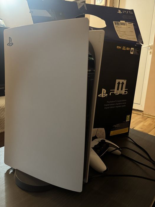 Playstation 5 в добро състояние