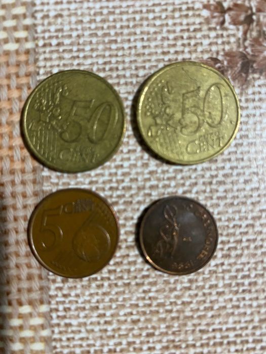 Продавам стари чужди монети