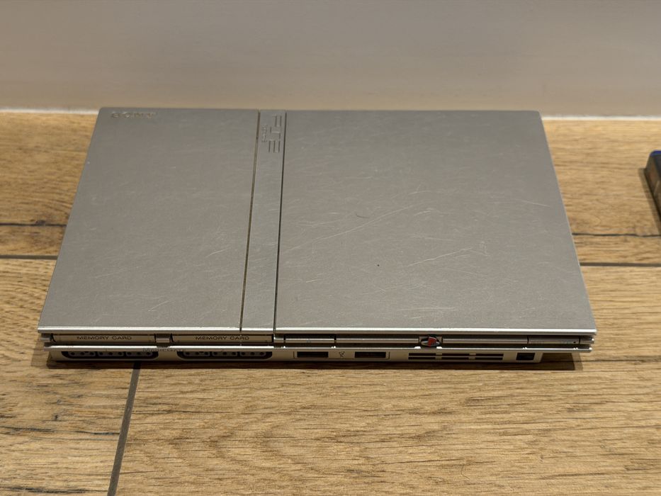 Sony Playstation 2 Slim PS2 Slim Silver SCPH-79003