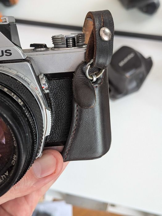 Toc aparat foto film Olympus OM piele