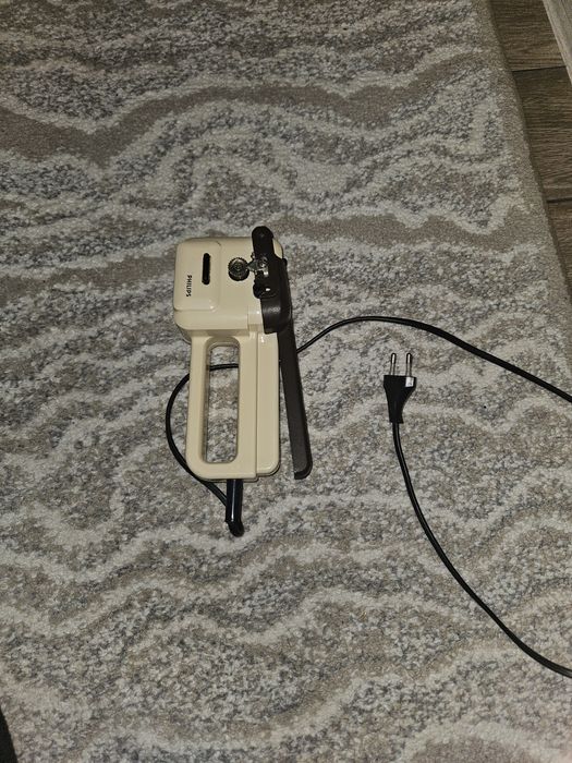 Deschizător electric