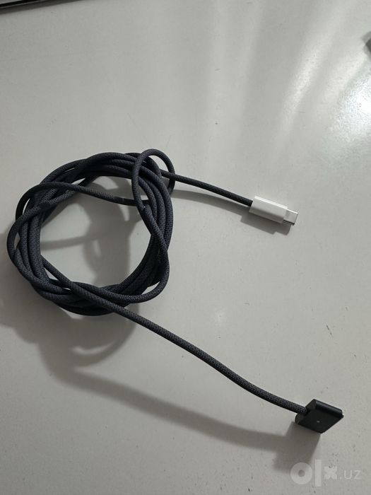 Macbook m2 kabel