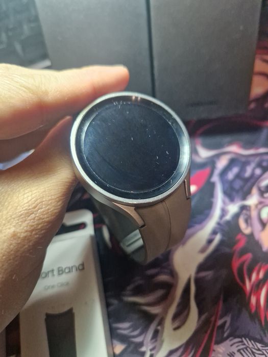Продаю samsung galaxy watch 5 pro