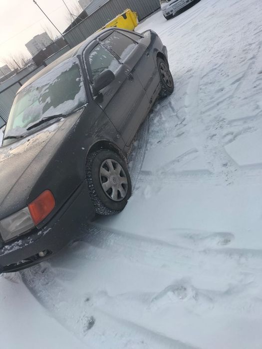 Продам машину ауди 100