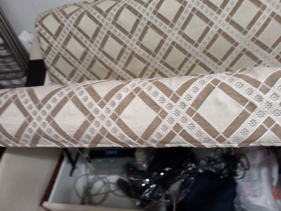 Продам диван и софу в