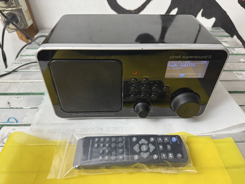 Pinell Supersound ll Radio FM, network player cu telecomanda.