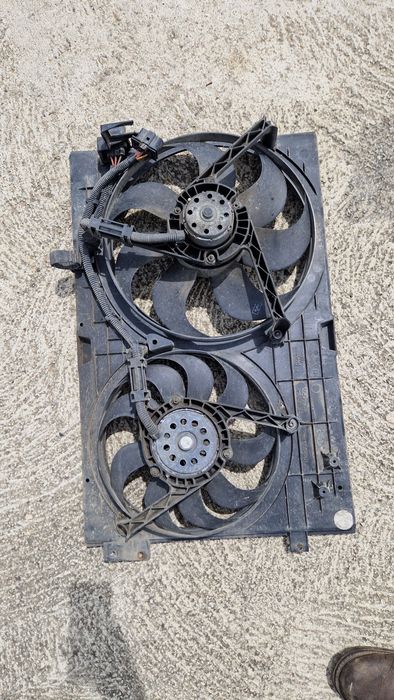 Grup ventilatoare Vw Golf 4 1.9 tdi, cod 1J0121207M