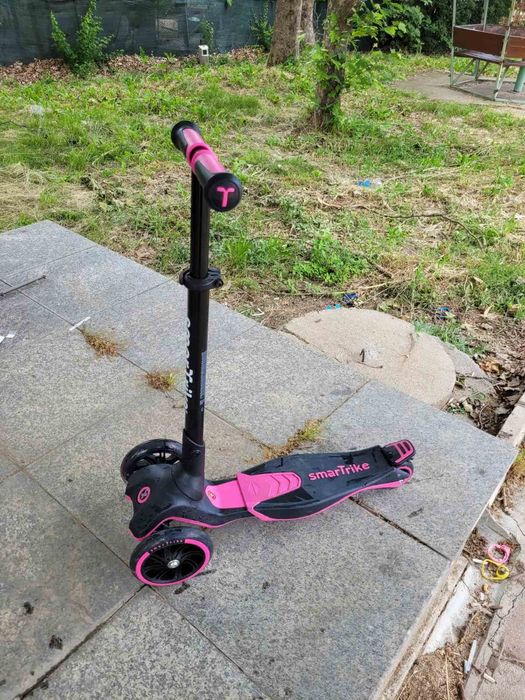 Smart Trike тротинеткаsmarTrike - Детски разтегаем скутер Xtend, розов