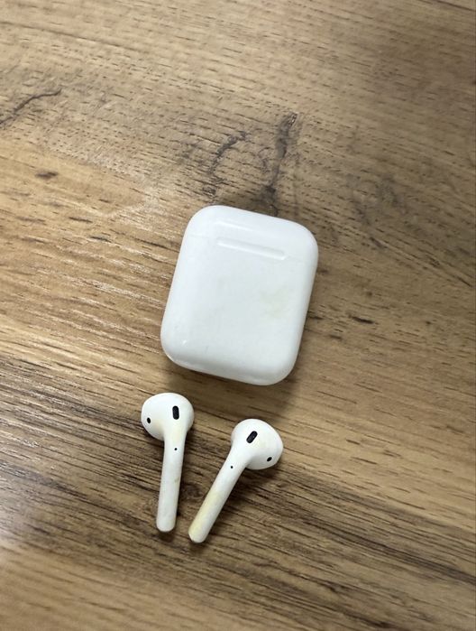продам Airpods 2 наушники оригинал
