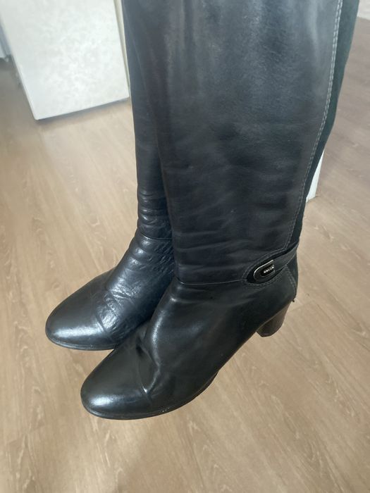 Продам зимние сапоги