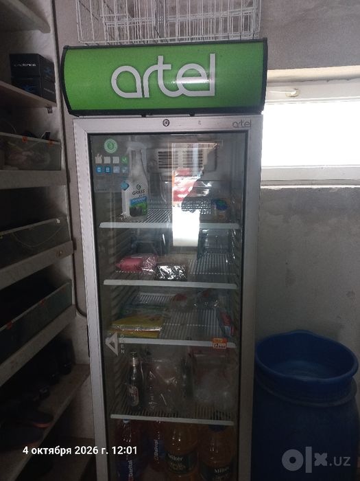Artel vitrina xolodilnik