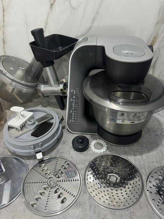 Продам кухонный комбайн