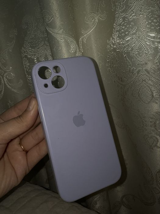 Чехлы на Iphone 13