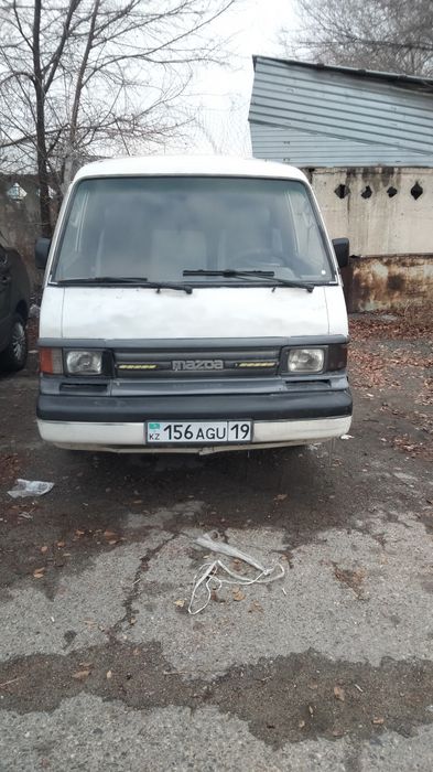Продам Мазда бонго