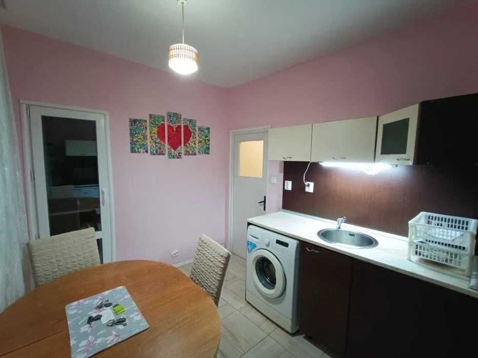 Дава се под наем Едностаен апартамент в София, Дружба 1 - 45 кв.м за 315 € - Снимка #2