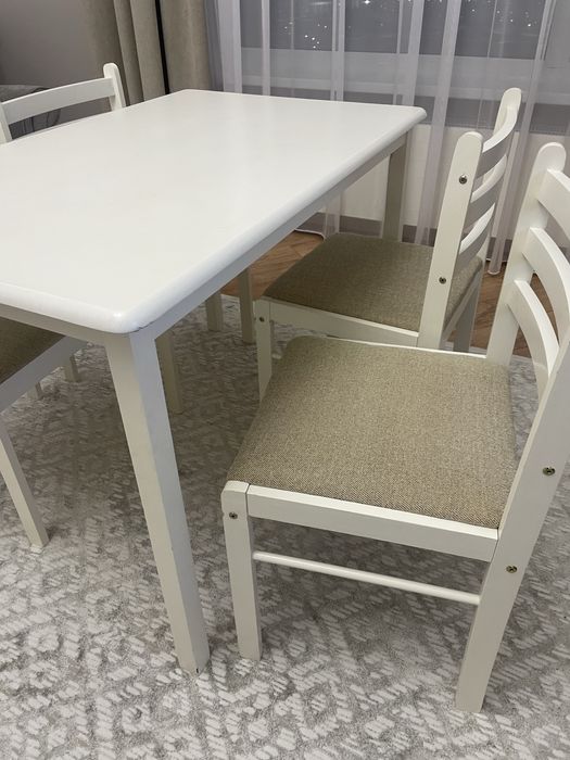 Продам стол со стульями