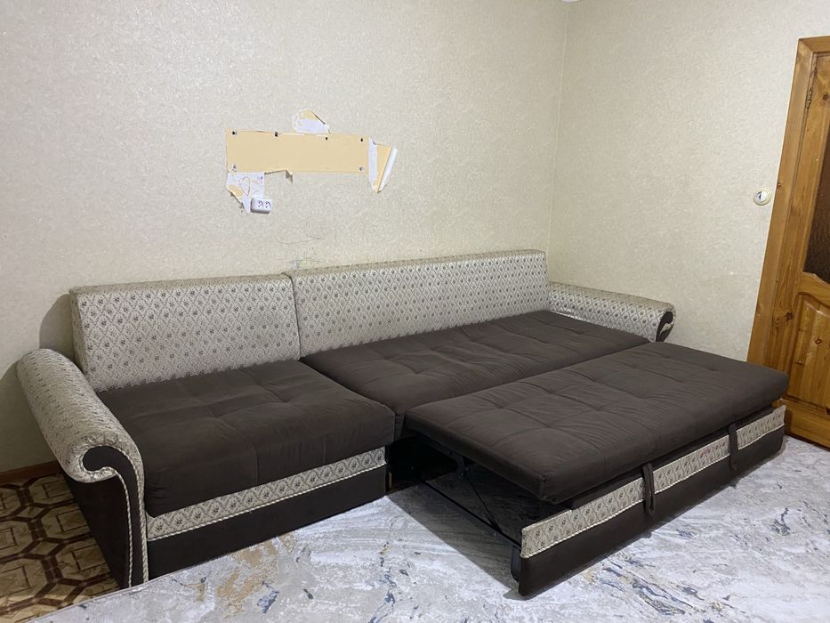 Продам большой диван