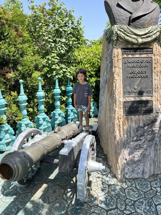 Продава се Тристаен апартамент в к.к. Дюни - 75 кв.м за 2120 €/кв.м - Снимка #2