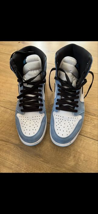 Jordan 1 University Blue Retro High OG