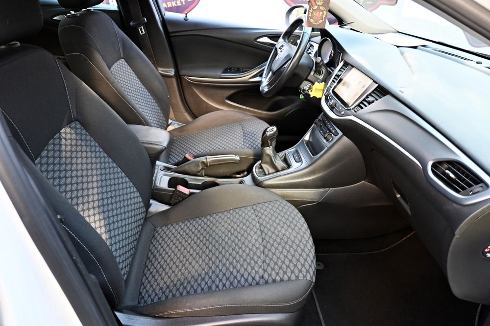 Opel Astra K , 1.6 Diesel,  an 2018