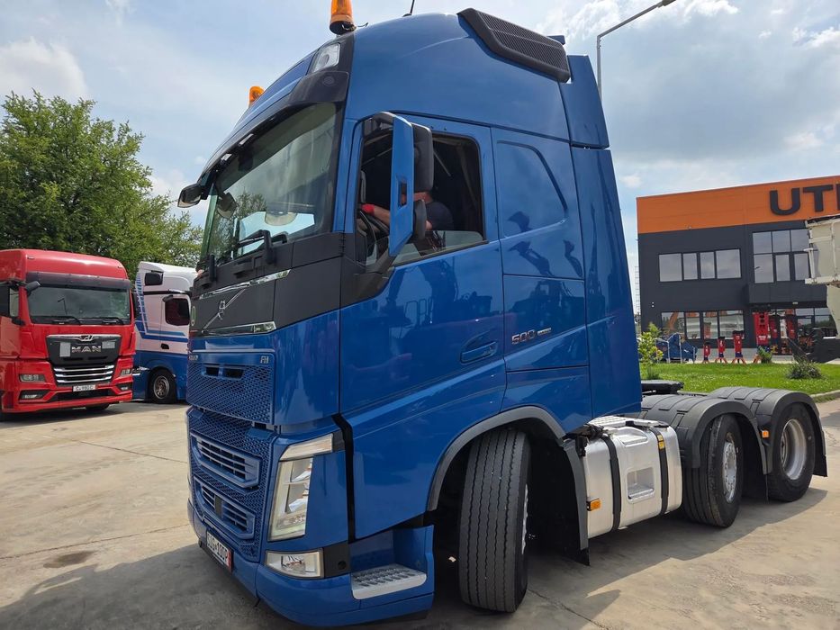 Volvo FH500, 6x2/4-AXA LIFTABILA si VIRATOARE, 500 CP euro 6, 2018, 553.963km, rulat in GERMANIA, Aeropachet, 2 paturi, frigider, 2 girofaruri, 2 rezervoare total 600l, Carte identitate RAR, posibil leasing 2 ani-STARE FOARTE BUNA-PROMOTIE 46.900 EUR+tva