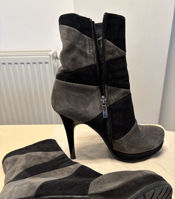 Botine din piele intoarsa nr 38/5-39