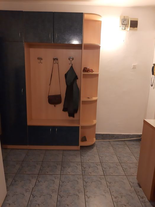 Închiriere apartament cu două camere central