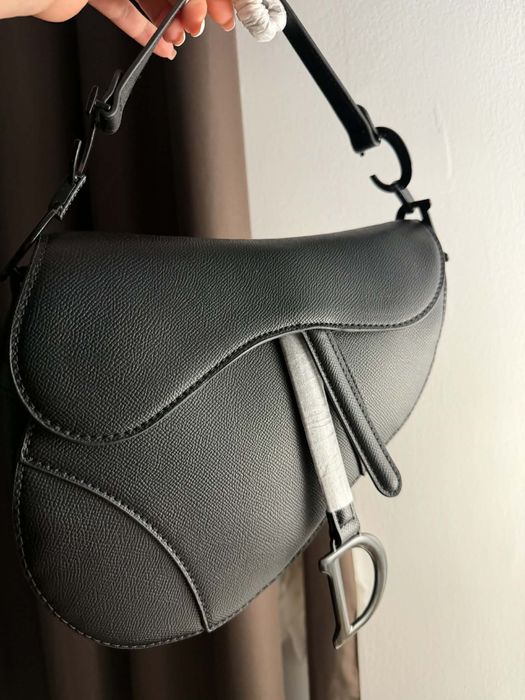 Дамска чанта модел Dior Saddle bag