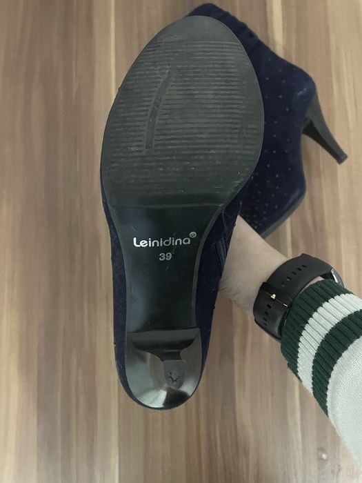 Отдам сапожки бесплатно