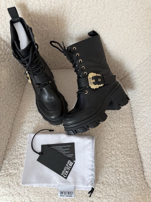 Versace Jeans Couture дамски боти 37