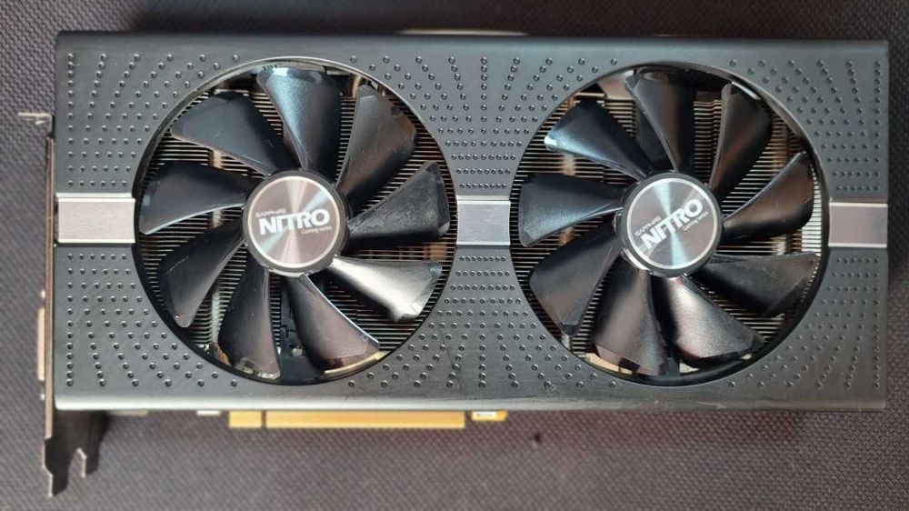 Sapphire Nitro+ RX 570 8G placa video gaming