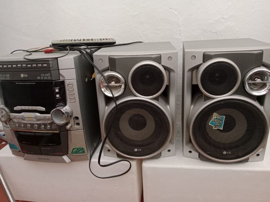 Музыкальные центр