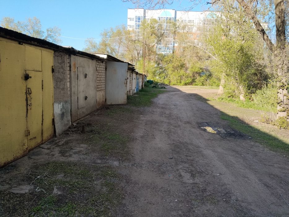 Продам кирпичный гараж